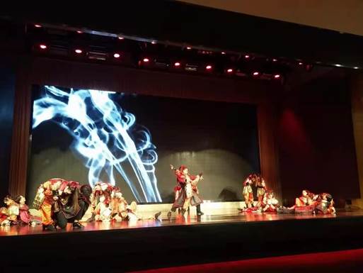 舞蹈《万里赴戎机》,指导教师:姜春燕、韩谨阳、向军,乙组 二等奖